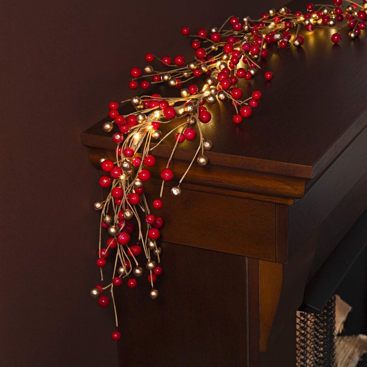 5.9 ft Christmas Berry Garland Light